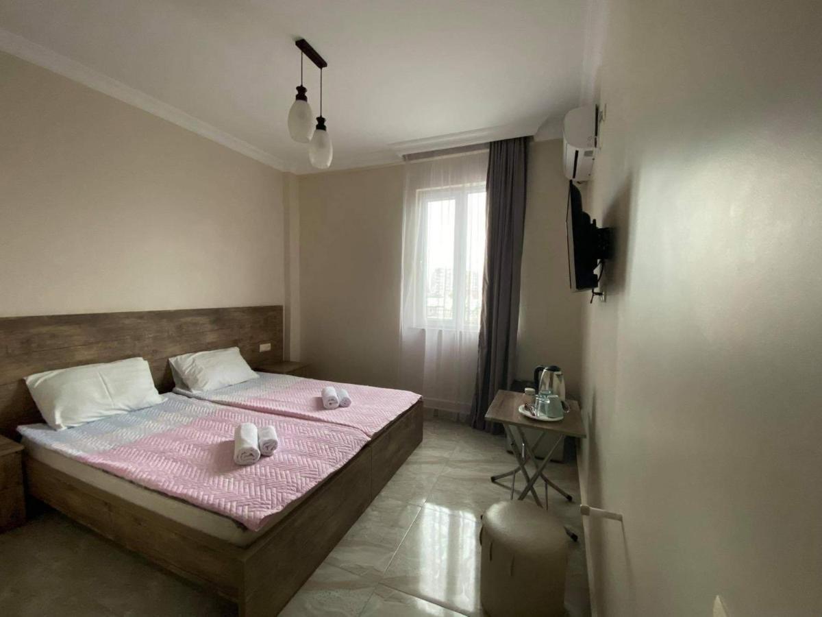 Family Hotel Batumi Zewnętrze zdjęcie