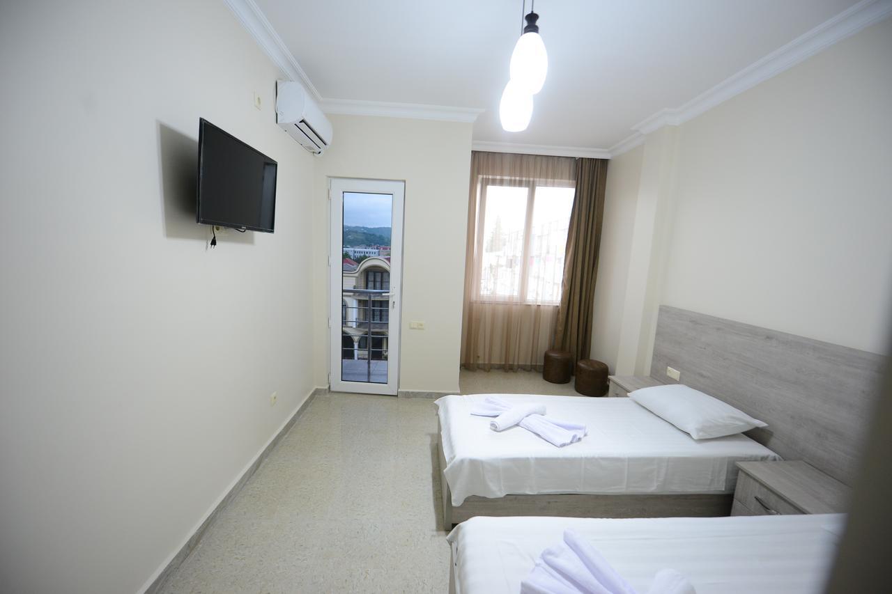 Family Hotel Batumi Zewnętrze zdjęcie