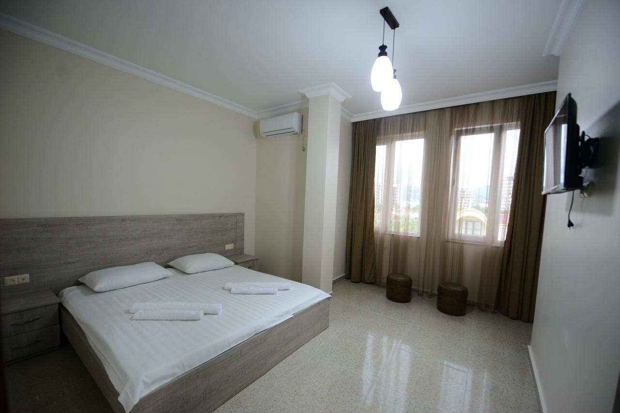 Family Hotel Batumi Zewnętrze zdjęcie